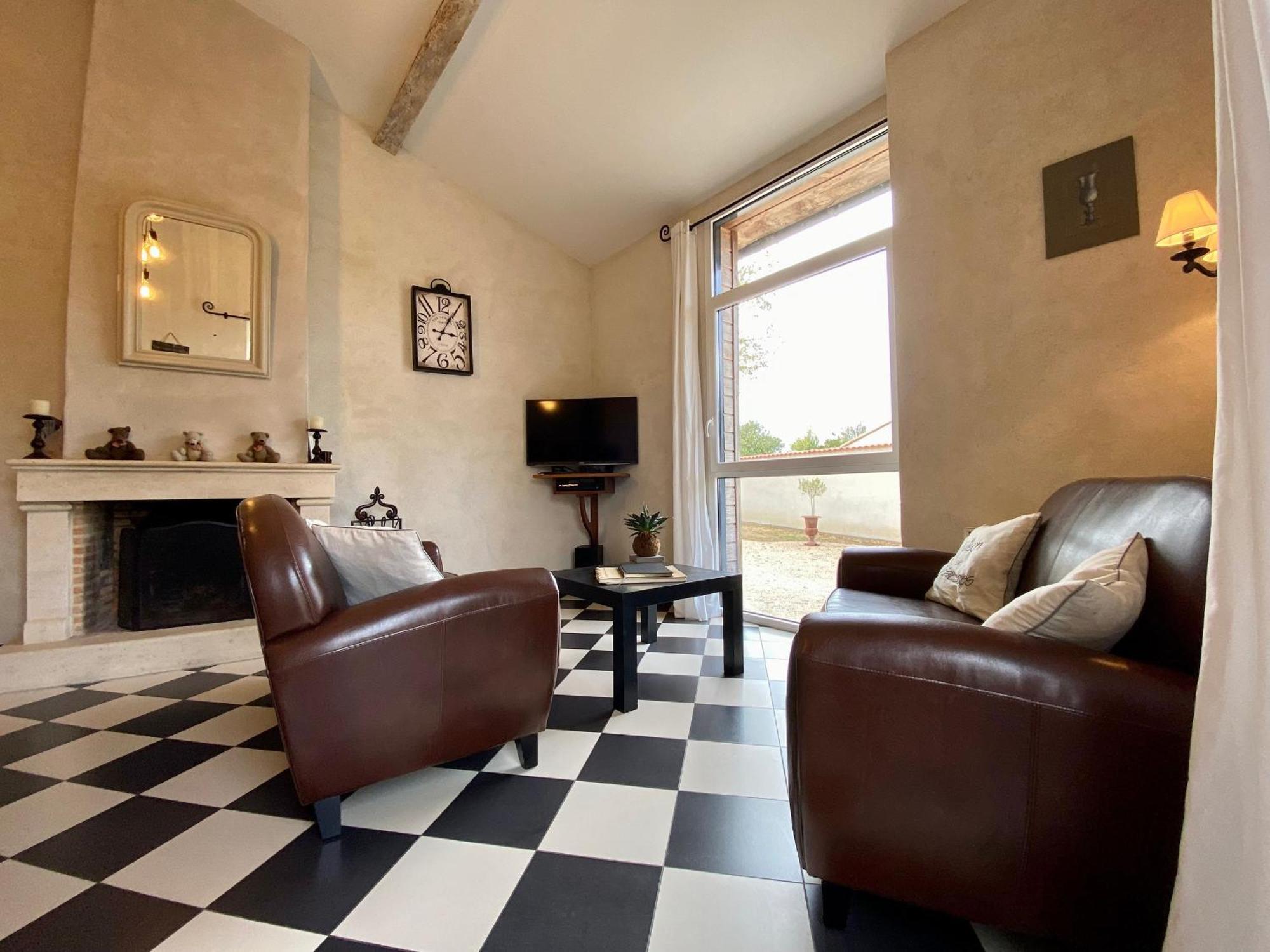 Gite De Charme Avec Piscine Chauffee Et Wifi - 2 Chambres - Fr-1-306-803 Chateauthebaud Exteriér fotografie
